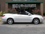 Used 2010 Chrysler Sebring Limited image 2