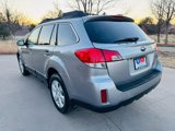 Used 2011 Subaru Outback 2.5i Limited image 6