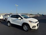 Certified 2022 Chevrolet Trax LT w/ LT Convenience Package image 3