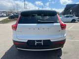 Used 2022 Volvo XC40 T5 Momentum w/ Climate Package image 4