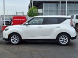 Used 2023 Kia Soul LX w/ LX Technology Package image 3