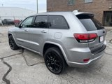 Used 2017 Jeep Grand Cherokee Altitude image 4