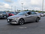Used 2023 Hyundai Elantra Limited image 2