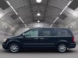 Used 2008 Chrysler Town & Country Limited image 2