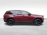 Used 2022 Jeep Grand Cherokee Altitude image 4