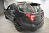 Used 2017 Ford Explorer XLT w/ Equipment Group 202A image 3