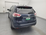 Used 2016 Nissan Rogue SV image 6