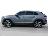 Used 2022 Volkswagen Atlas Cross Sport SEL image 2