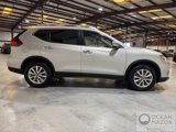 Used 2020 Nissan Rogue SV image 4
