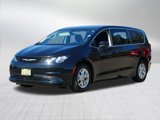 Used 2022 Chrysler Voyager LX image 3