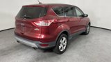 Used 2015 Ford Escape SE image 3