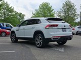 Used 2021 Volkswagen Atlas Cross Sport SEL Premium image 4