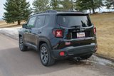 Used 2017 Jeep Renegade Latitude image 4