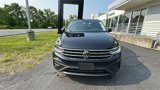 Used 2022 Volkswagen Tiguan SE image 3