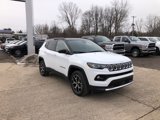 New 2025 Jeep Compass Limited image 3