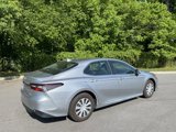 Used 2022 Toyota Camry LE image 2