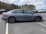 Used 2020 Volkswagen Passat 2.0T R-Line image 2