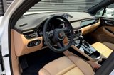 Used 2025 Porsche Macan image 4