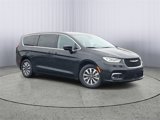 Certified 2024 Chrysler Pacifica Select image 1