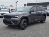 Used 2023 Jeep Grand Cherokee Limited w/ Black Appearance Package image 4