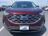 Used 2020 Ford Edge Titanium image 2