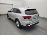 Used 2020 Kia Sorento LX image 5