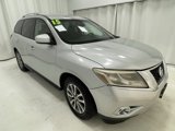 Used 2015 Nissan Pathfinder SV image 3