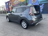 Used 2023 Kia Soul LX image 3