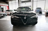 Used 2018 Alfa Romeo Stelvio Ti image 2