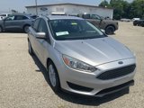Used 2017 Ford Focus SE image 2