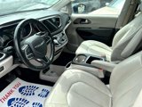 Used 2017 Chrysler Pacifica Touring-L Plus w/ Tire & Wheel Group image 5