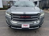 Used 2023 GMC Acadia SLT image 2