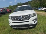 Used 2017 Ford Explorer XLT image 3