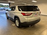 Used 2019 Chevrolet Traverse LT image 3
