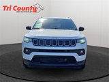 Used 2024 Jeep Compass Latitude image 2