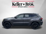 Used 2017 Jeep Grand Cherokee Altitude image 4