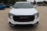 Used 2023 GMC Terrain SLE w/ Driver Convenience Package image 2