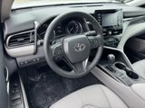 Used 2023 Toyota Camry SE image 3