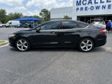 Used 2015 Ford Fusion SE image 3