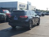 Used 2018 Toyota Highlander SE image 4