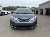 Used 2013 Toyota Sienna XLE image 2