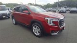 Used 2022 GMC Terrain SLE w/ Driver Convenience Package image 2