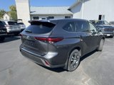 Used 2021 Toyota Highlander XLE image 5