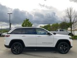 Certified 2023 Jeep Grand Cherokee Limited w/ Luxury Tech Group II image 2