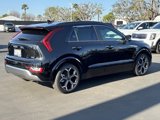 Used 2023 Kia Niro SX Touring image 4