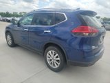 Used 2017 Nissan Rogue SV image 3