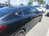 Used 2019 Hyundai Elantra SE image 2