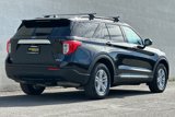 Used 2023 Ford Explorer XLT image 4