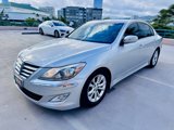 Used 2012 Hyundai Genesis 3.8 image 3