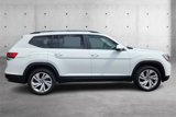 Used 2021 Volkswagen Atlas SE w/ Towing Package image 2
